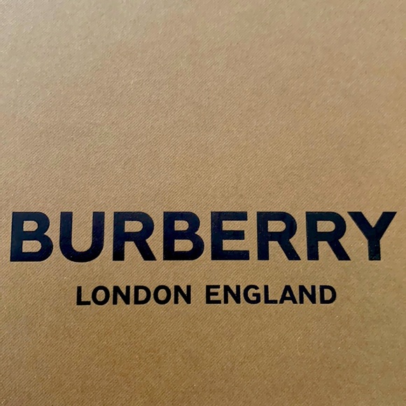 All white Burberry sneakers - Picture 3 of 13